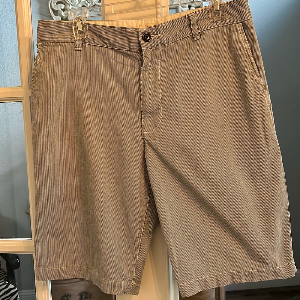 Men’s Dockers Shorts Size 32
